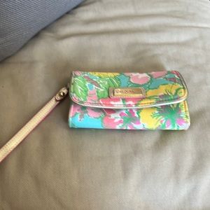 Lilly Pulitzer wristlet